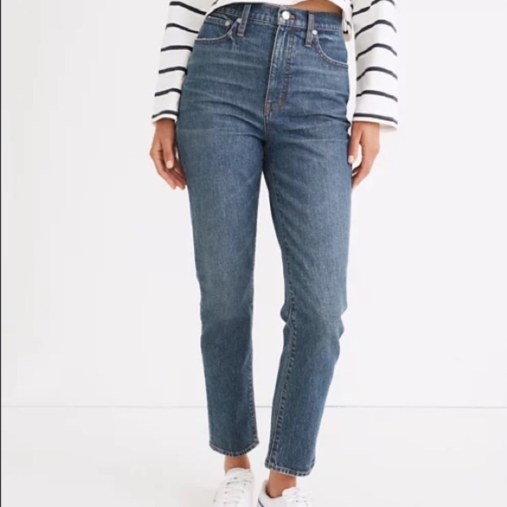 Madewell Classic Straight Jean in Corson Wash Size 25P
